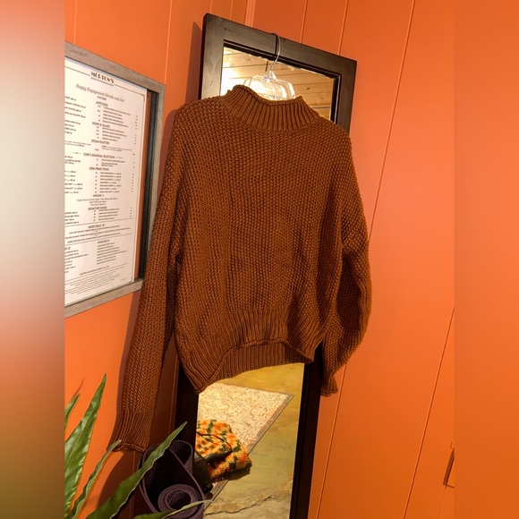 Chunky brown sweater - Picture 2 of 2
